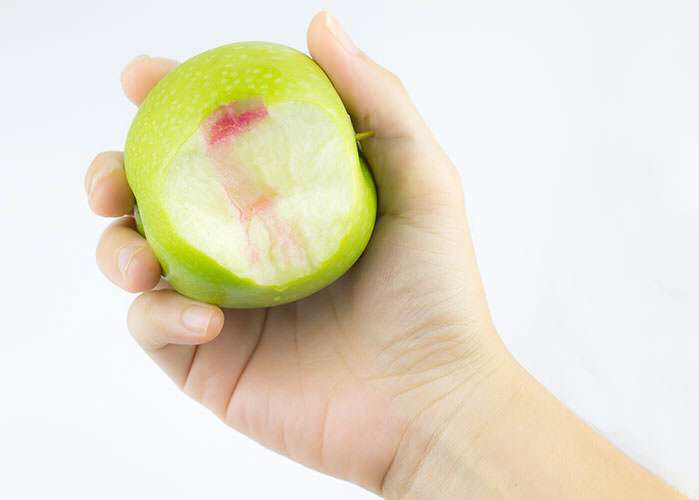 gum bleeding after biting apple gum bleeding after biting apple
